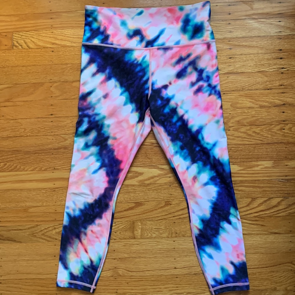Athleta tie-dye elation 7/8 tight, medium